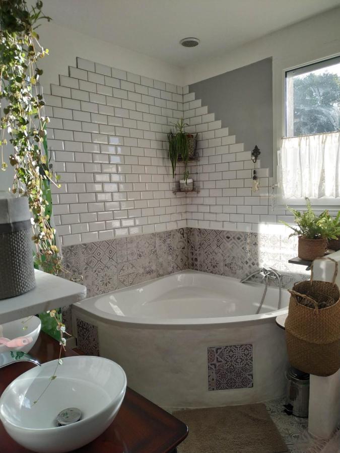 L'Eau Berges Bed & Breakfast Chandolas Eksteriør bilde